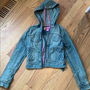 Jean jacket with hood